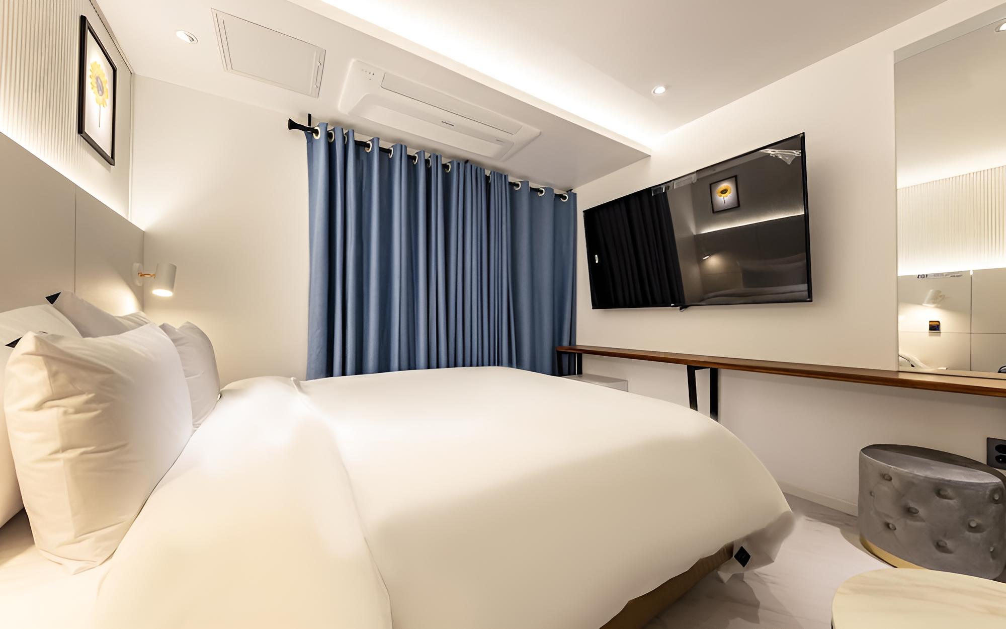 Room (Standard (non-smoking air purifier Ne) photo 1