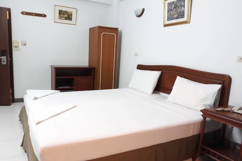 Standard Double Room photo 3