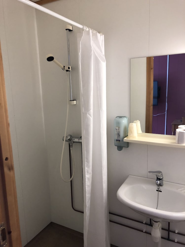Twin Room, Private Bathroom photo 2