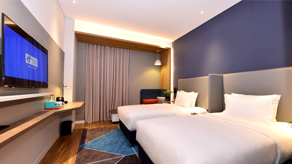 Standard Room, 2 Twin Beds (Lao Jun Shan View) photo 1