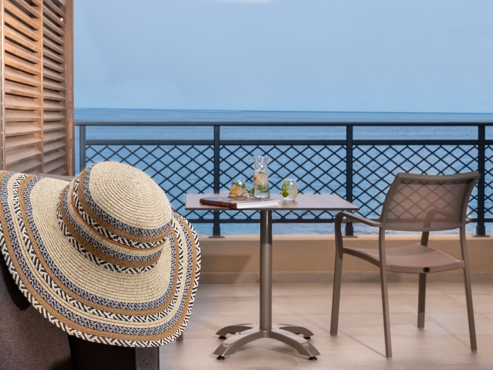 Signature Double Room, Sea Facing