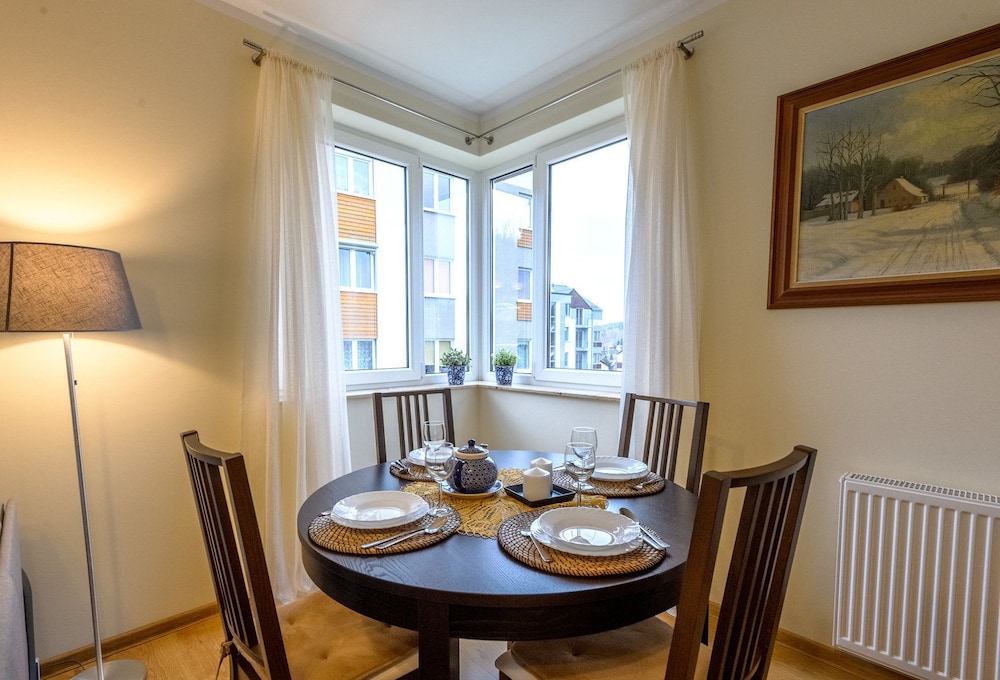 Apartment - Photo 2