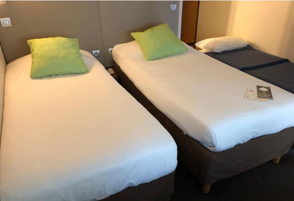 Standard Room, 1 Double Bed (1 Junior Bed Up To 10 Years) photo 1