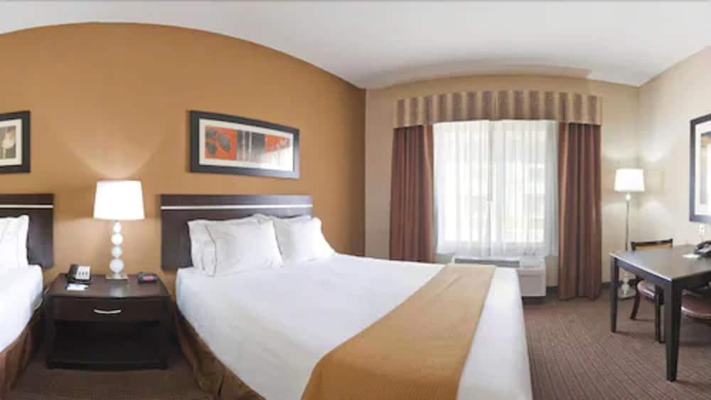 Standard Room, 1 King Bed (Pet Friendly) - Photo 2