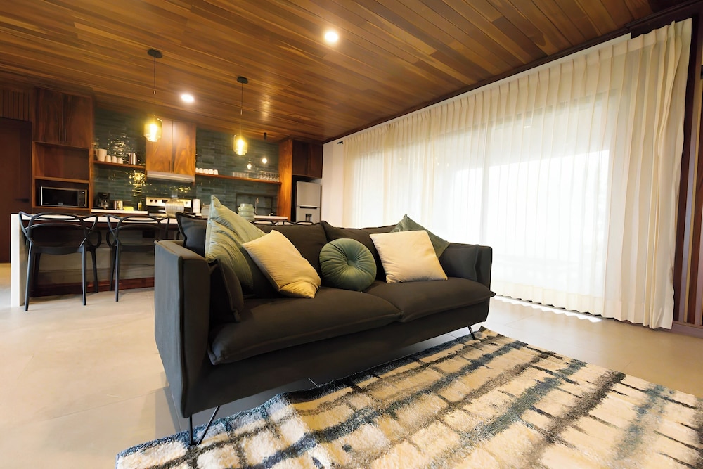 Villa Deluxe