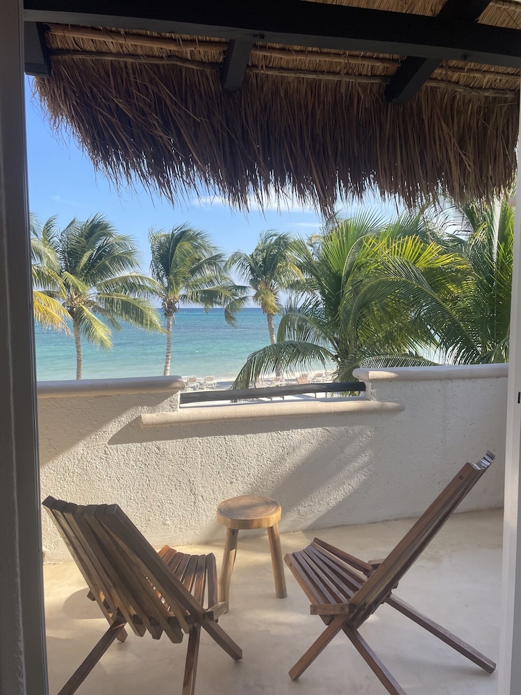 Double Room with Sea view - Photo 9