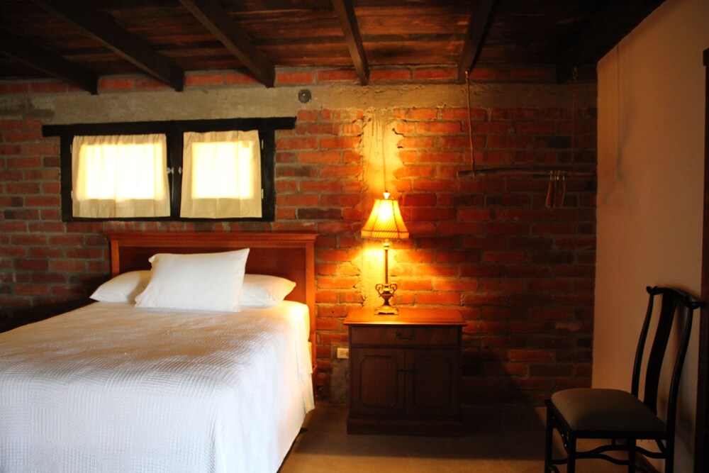 Cabin, 2 Double Beds, Mountain View photo 2