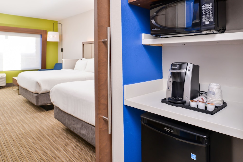 Suite, Multiple Beds