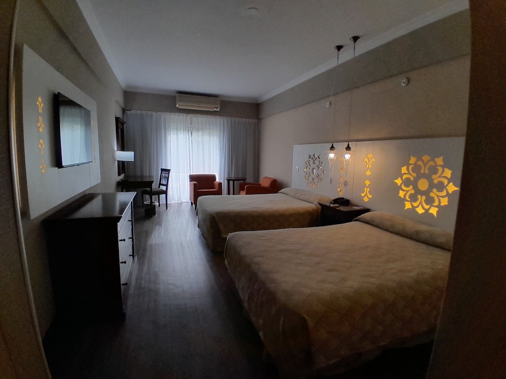 Suite, 2 Double Beds