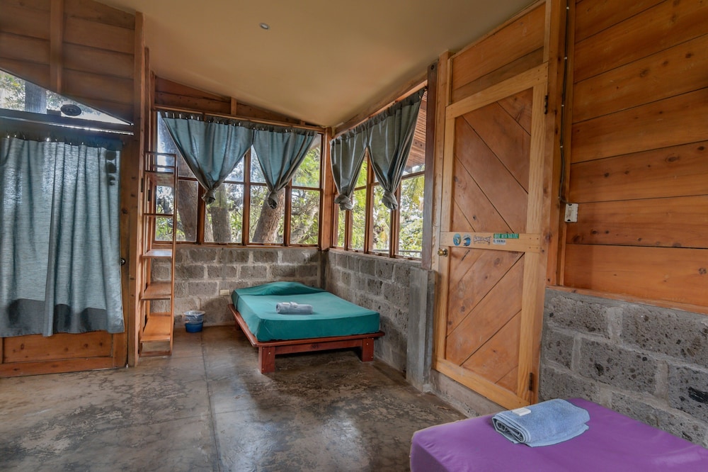 Triple Room (9)