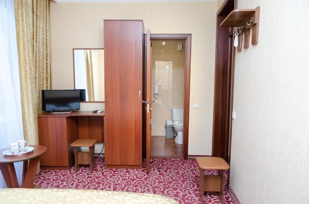 Standard Room photo 3