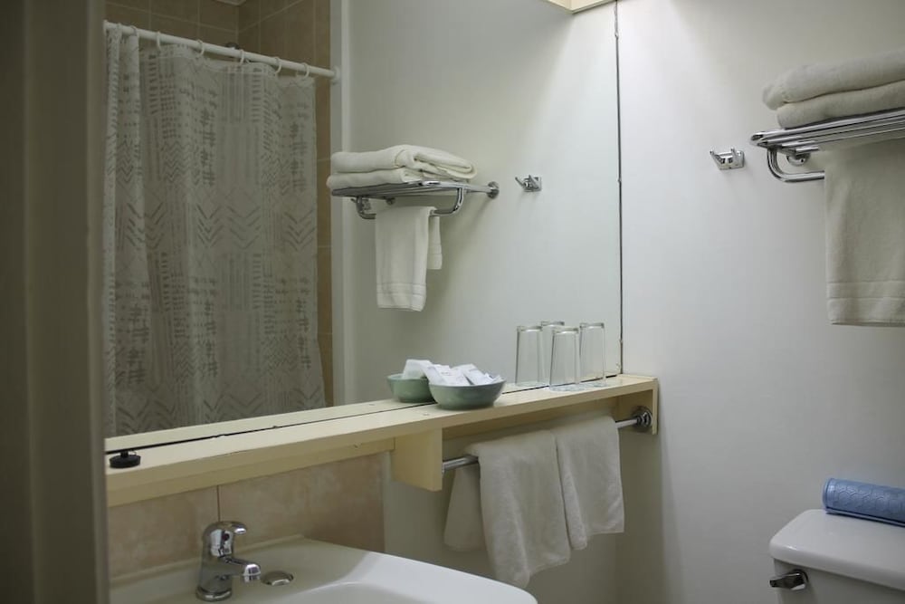 Standard Twin Room photo 3