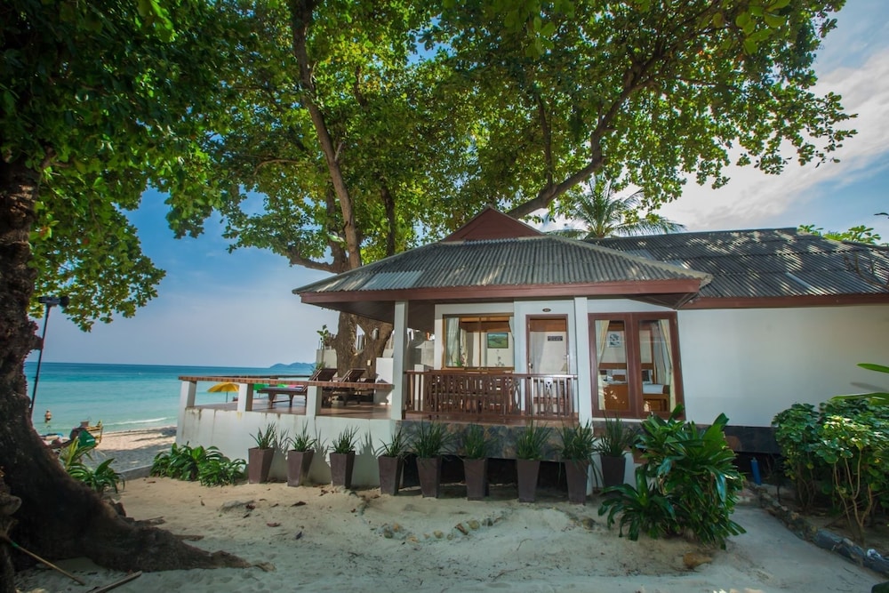 Bungalow, Beachfront - Photo 3