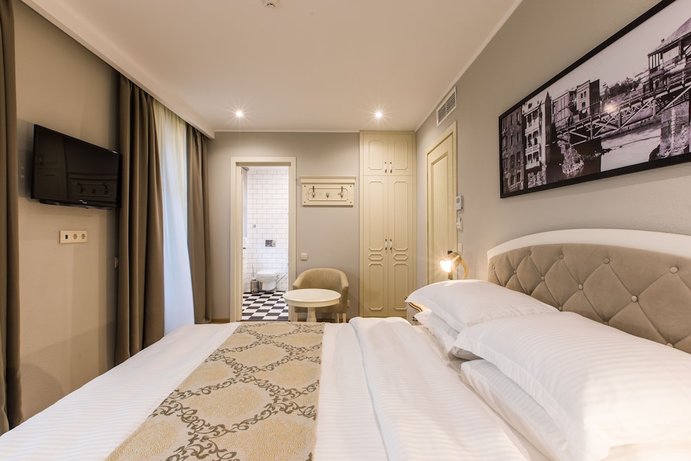 Superior Double Room, Balcony - Photo 1