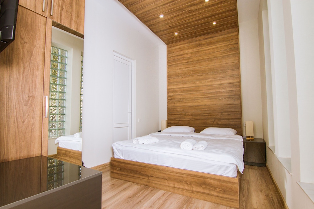 Basic Double or Twin Room (Fixed Window) photo 1