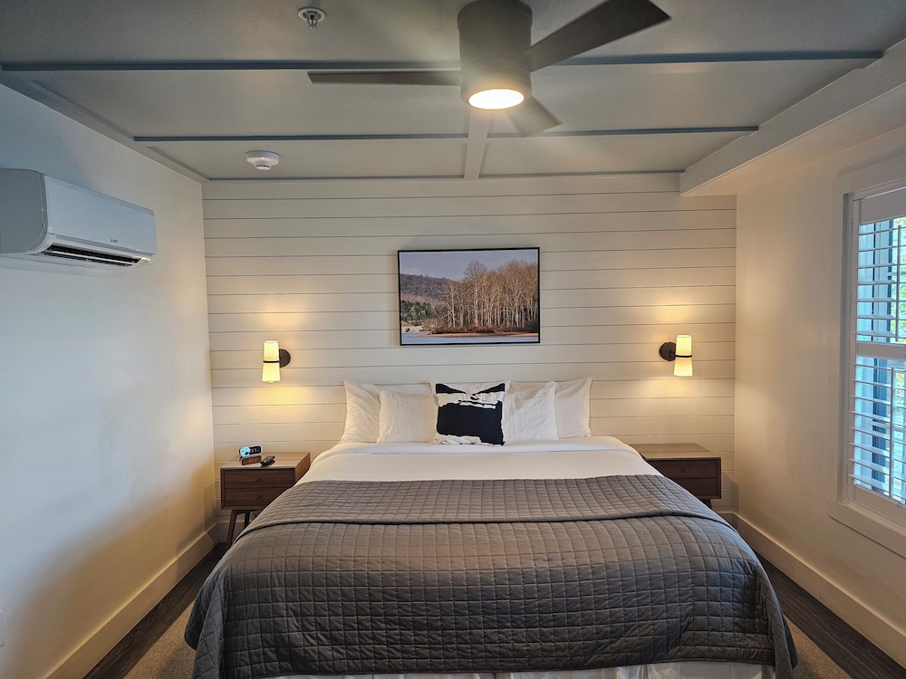 Premium Inn Room, 2nd Floor, Lake View