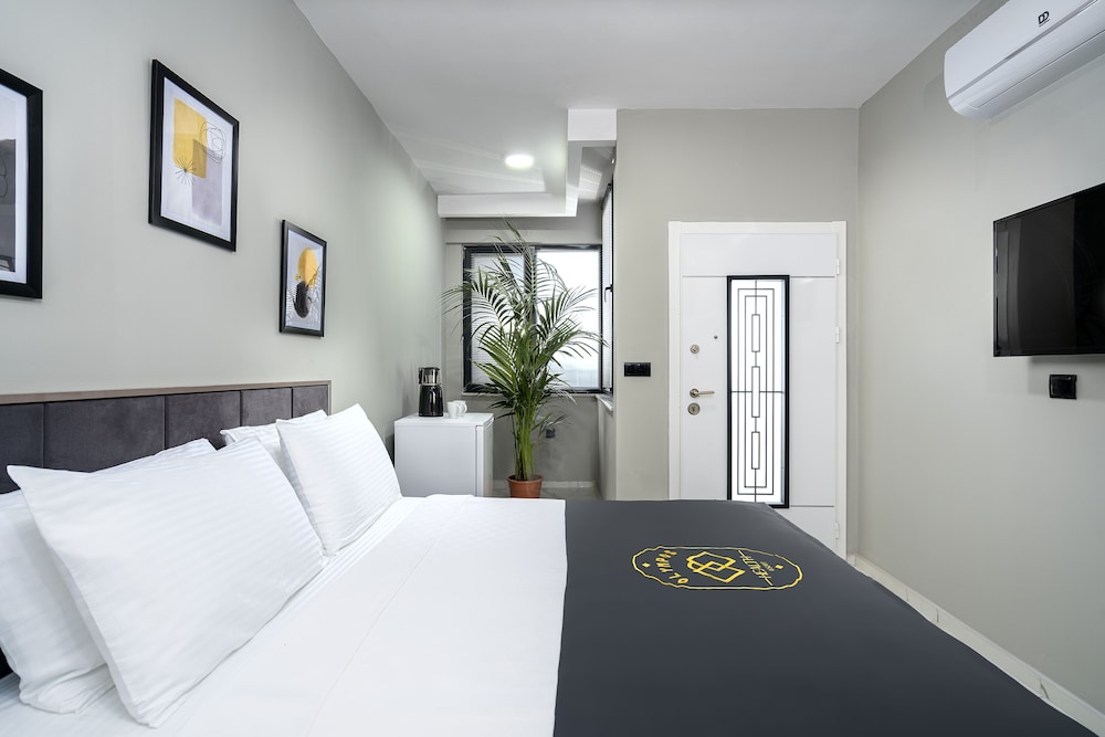 Economy Double Room photo 3