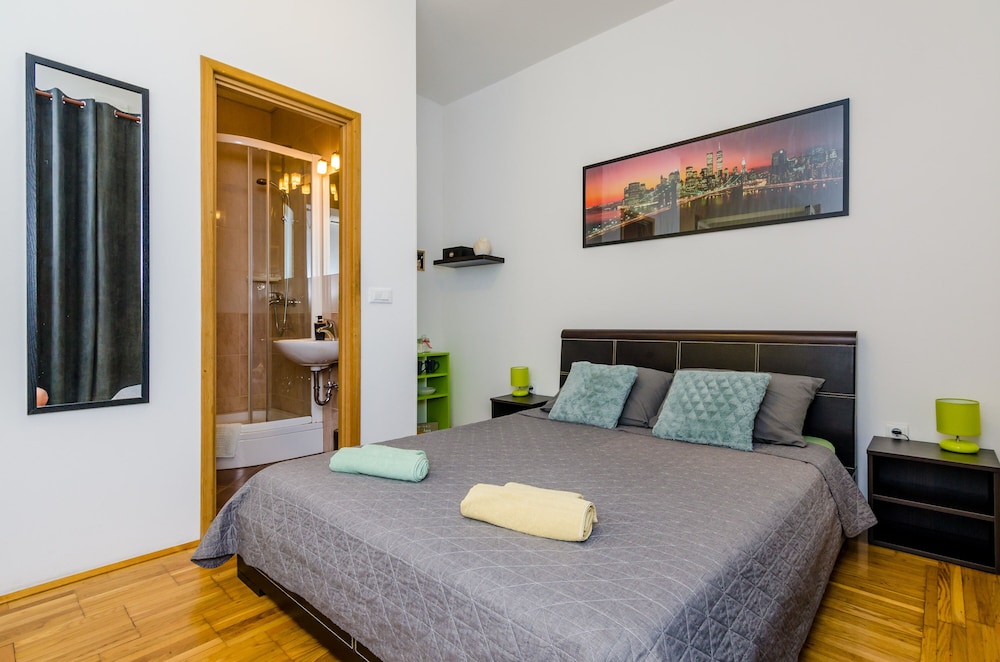 Double Room (Double Room with City View)