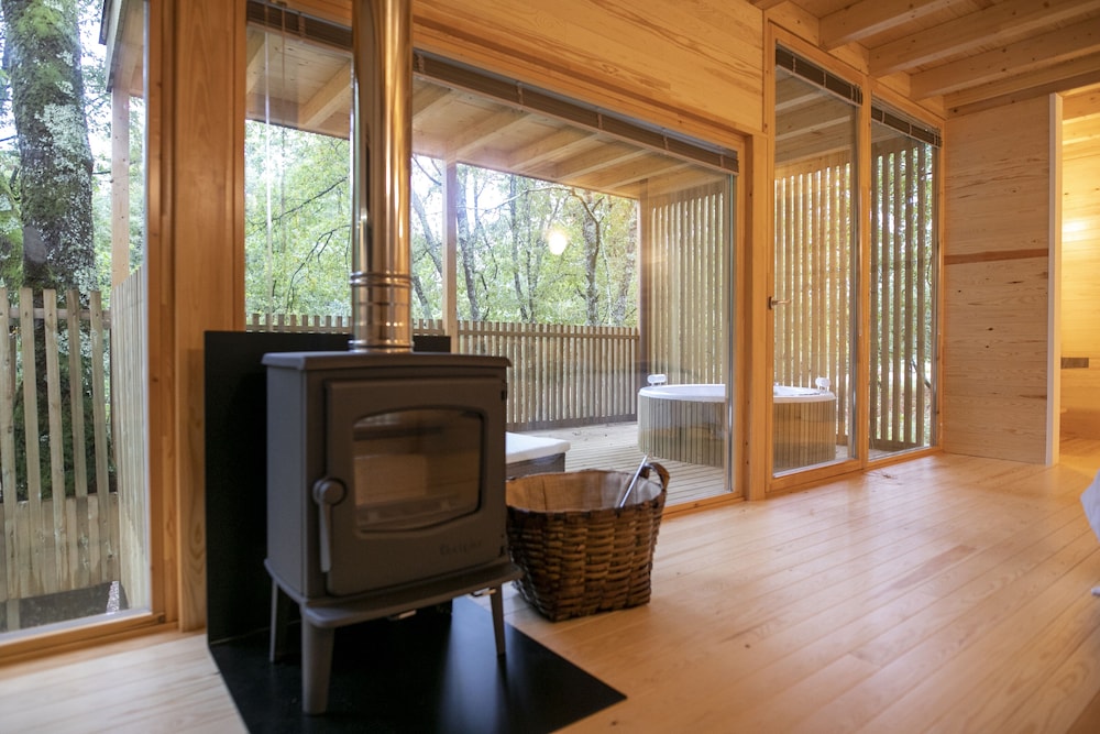 Cabin, Hot Tub, Vineyard View photo 3