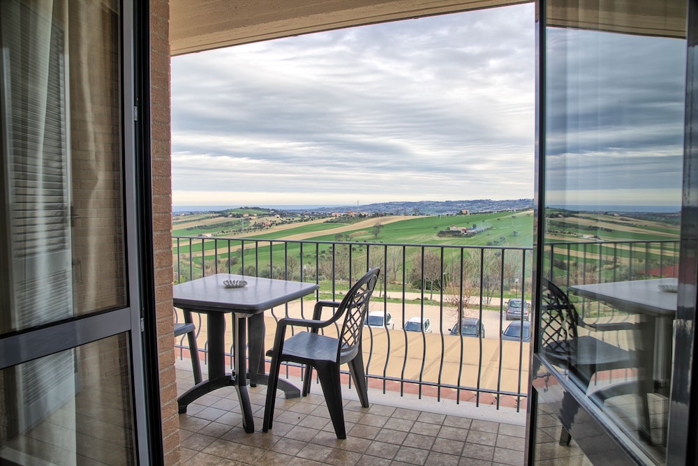 Superior Double Room, Balcony photo 1