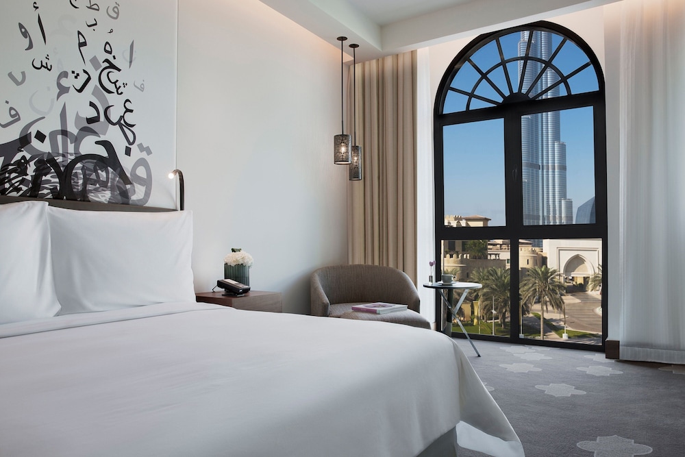 Deluxe Room, 1 King Bed (View) - Photo 4