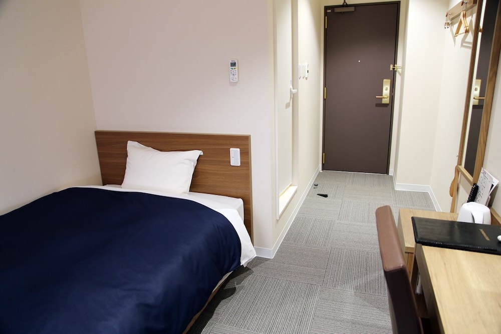 Single Room, Non Smoking photo 1