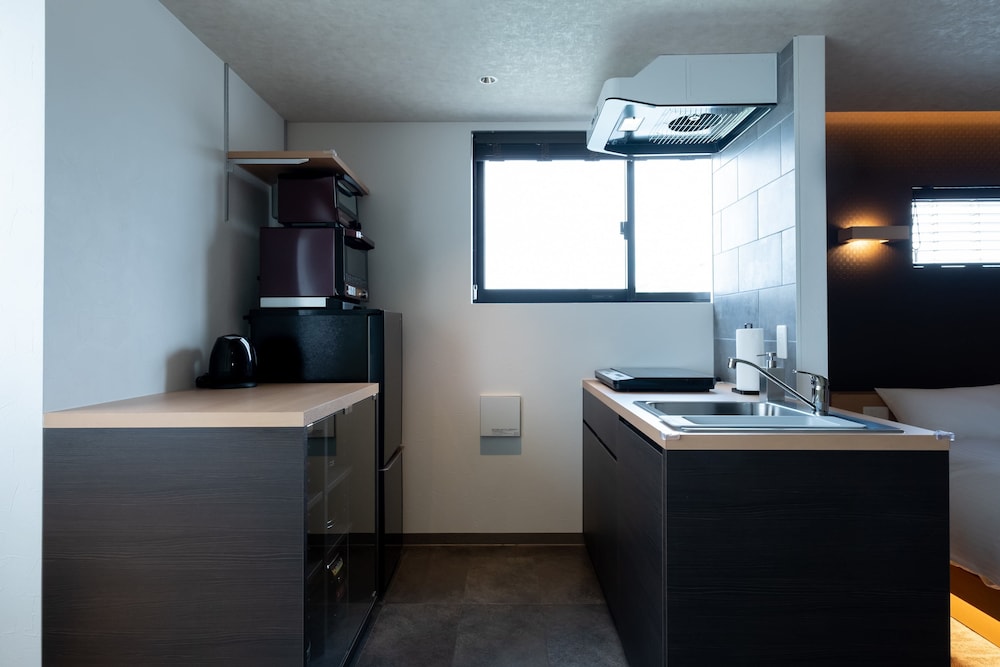 Modern Standard,Up to 2 Adaults, Non Smoking - Photo 5