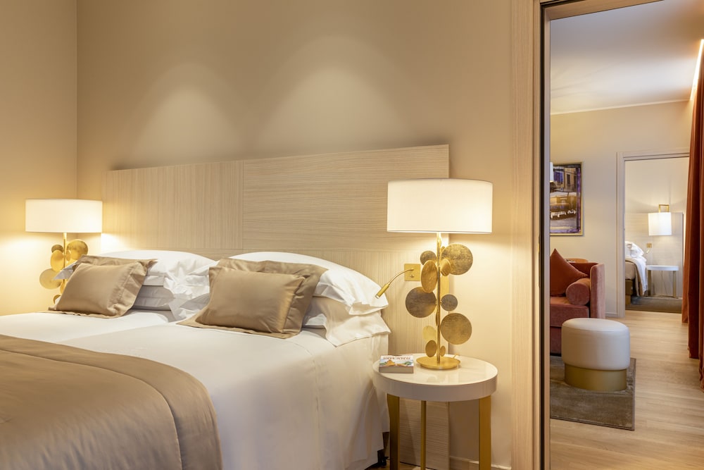 Duomo Deluxe Apartment Two Bedrooms