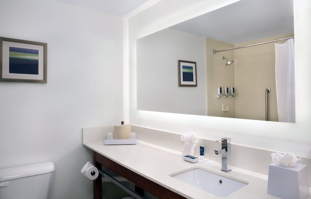 Suite, Multiple Beds - Photo 6
