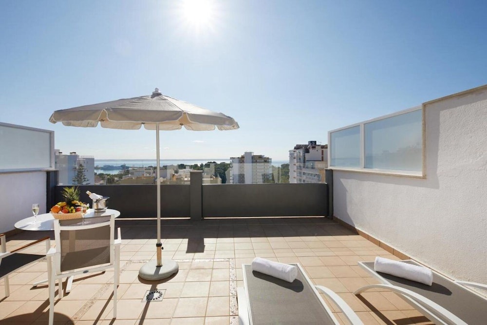 Luxury Double Room, Terrace, Sea View - Photo 8