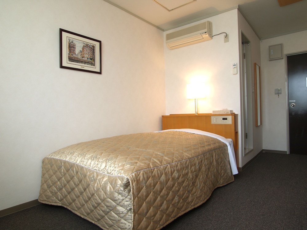 Single Room, Non Smoking (Main Building)