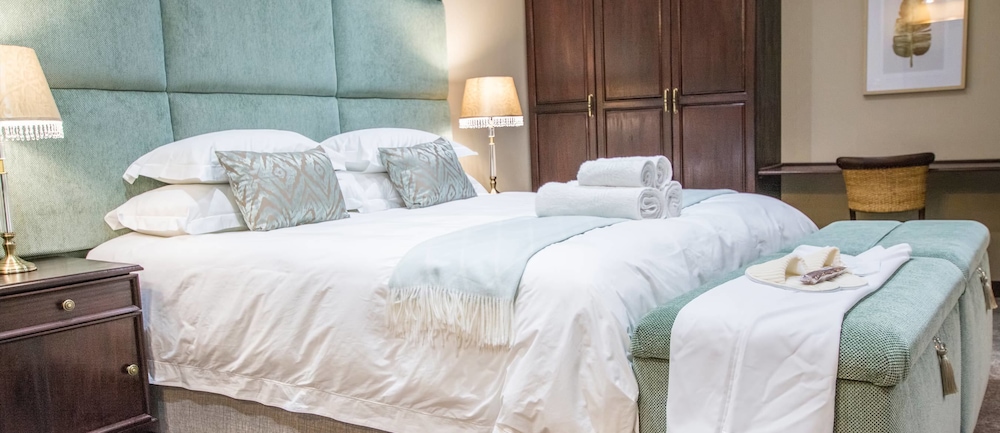 Honeymoon Suite photo 3