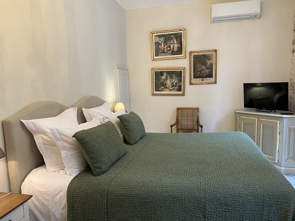 Deluxe Double or Twin Room, Garden View