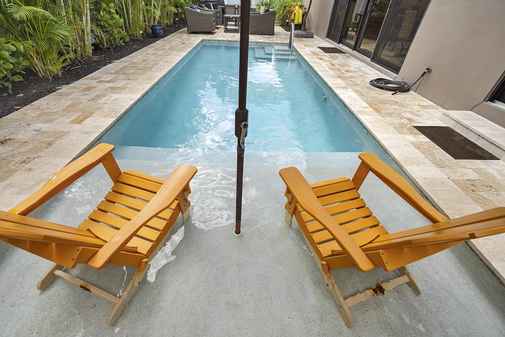 Relax in Luxury - 3 Bed 2 Bath Oasis With Pool, Foto 30