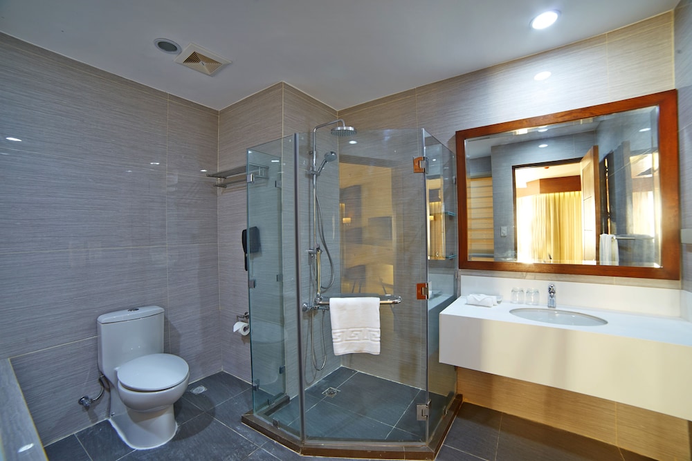 Mabuhay Suite Room - Photo 6