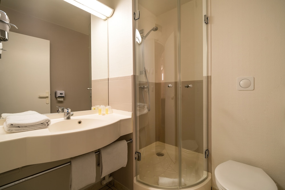 Double Room - Photo 8
