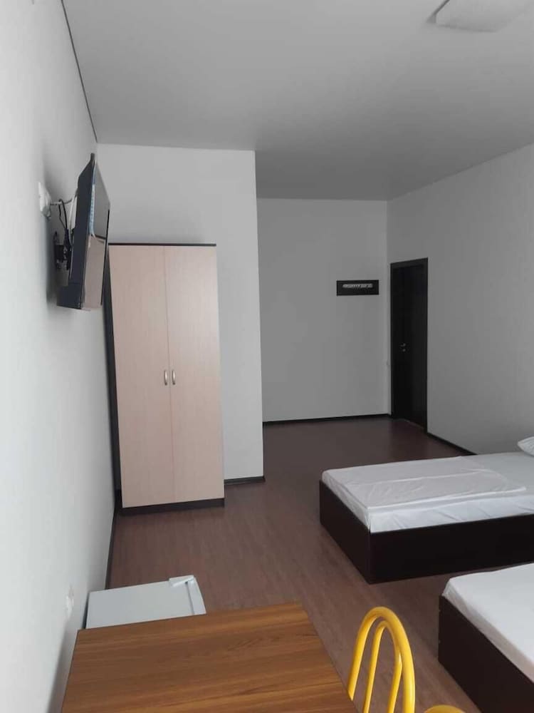 Standard Triple Room photo 3