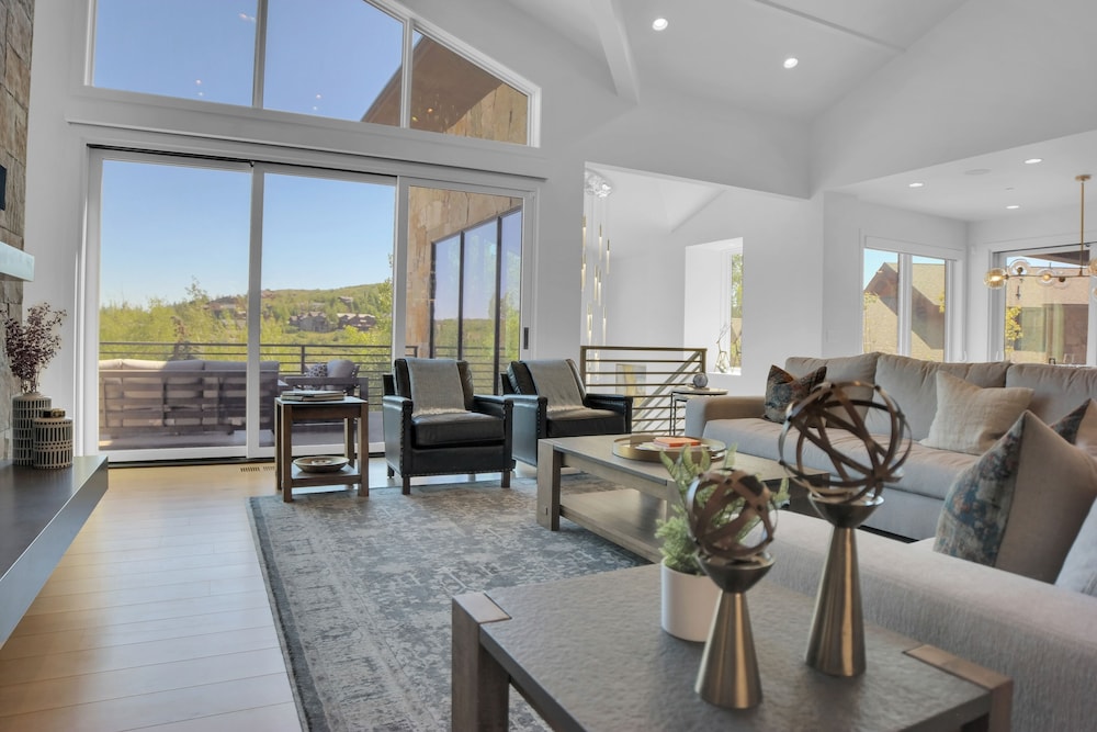 House, 5 Bedrooms