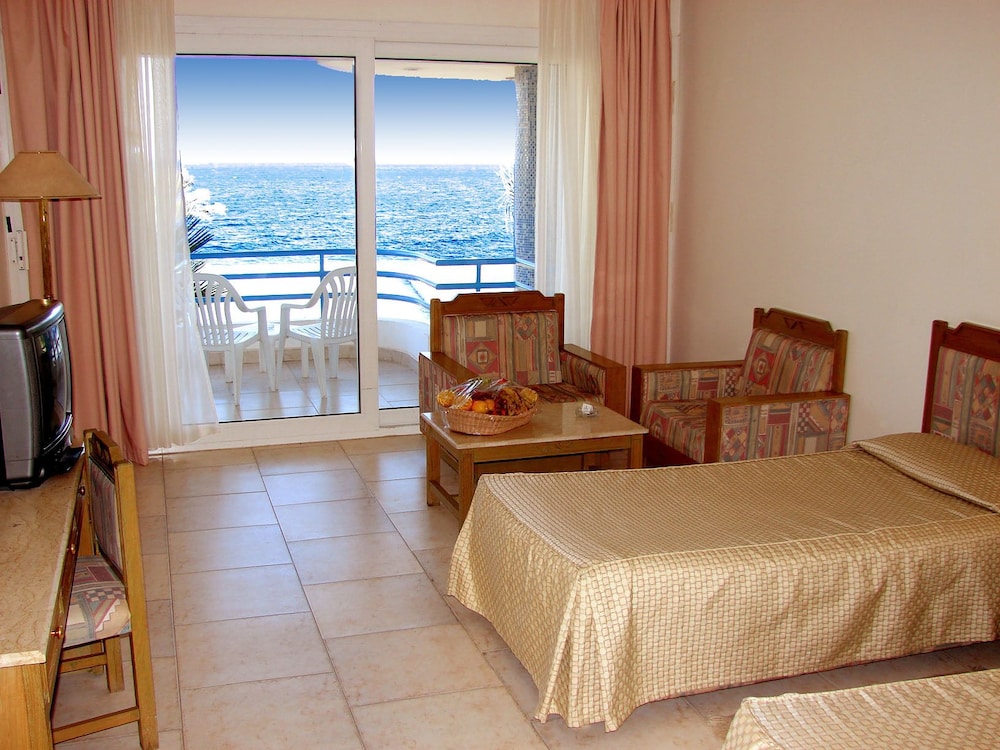 Superior Double or Twin Room, Sea View