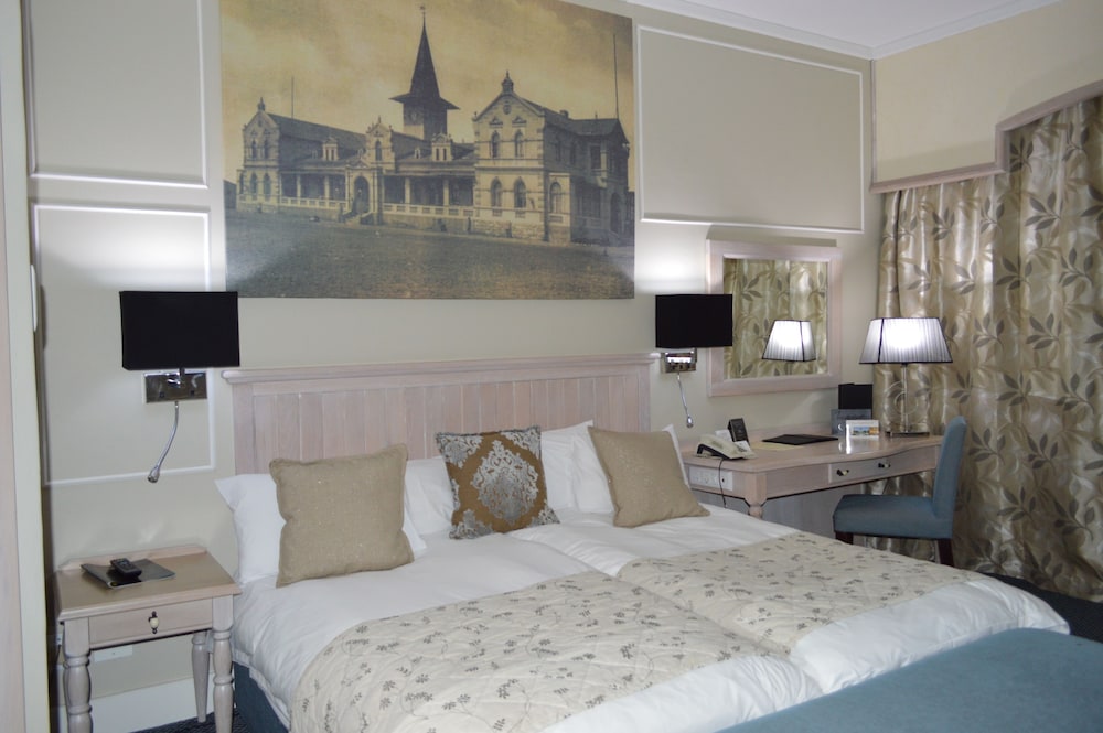 Standard Twin Room - Photo 2