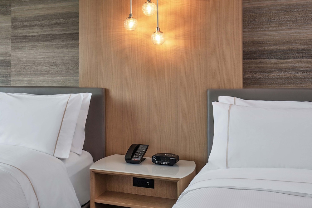 Traditional Room, 2 Double Beds (Hearing Accessible) - Photo 2