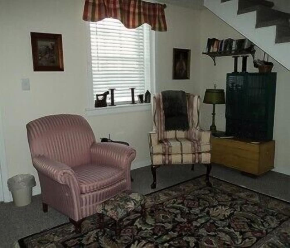 Premier Suite, 1 Queen Bed photo 3