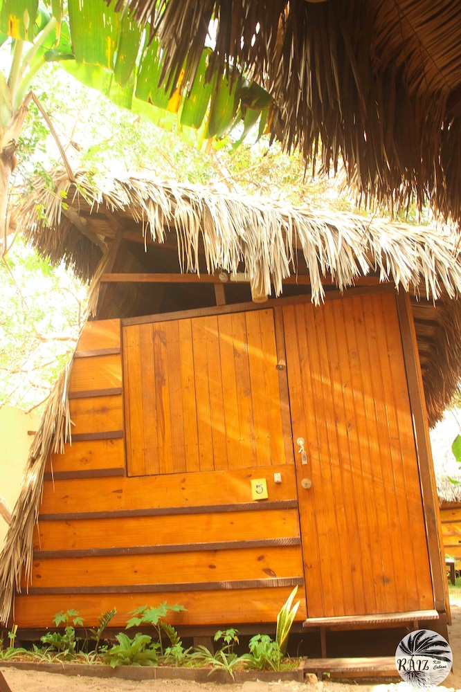 Traditional Cabin, Private Bathroom photo 3
