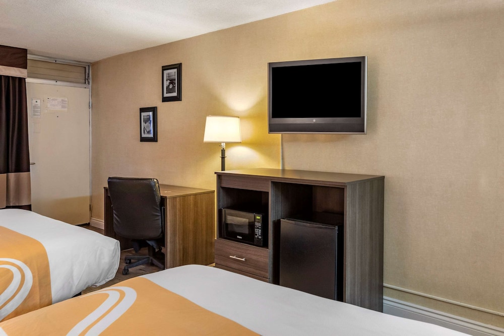 Executive Room, 2 Queen Beds, Non Smoking, Courtyard Area - Photo 6