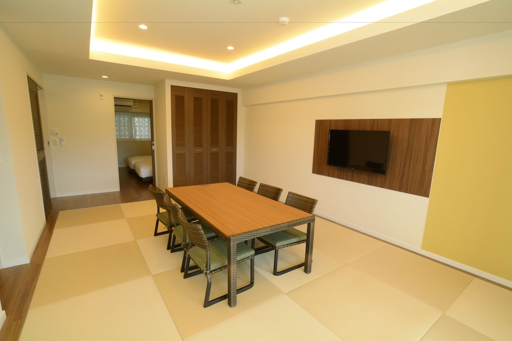 Moderate Room for 7-8 people