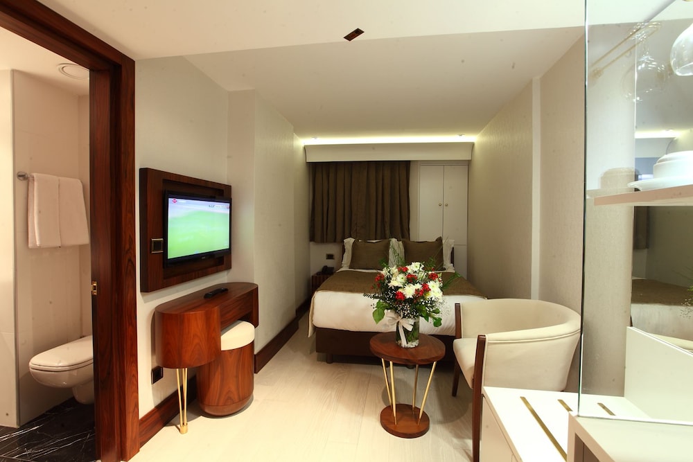 Economy Double Room photo 2