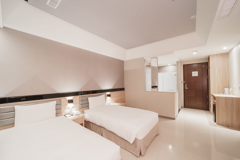 Elite Twin Room, 2 Twin Beds photo 2