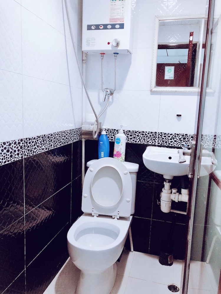 Basic Single Room photo 2