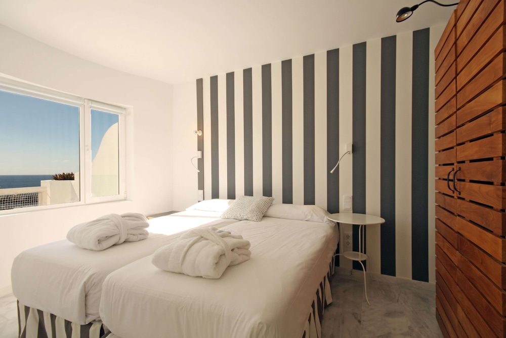 Apartment (Select)