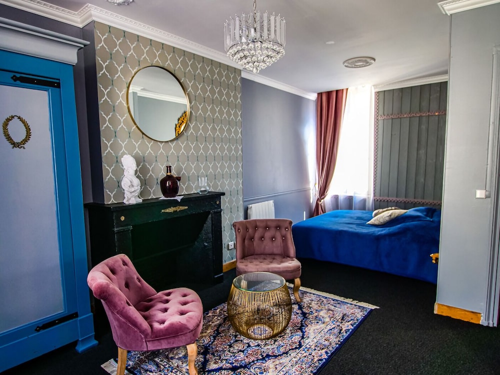 City Suite, City View (Marie Antoinette) photo 1